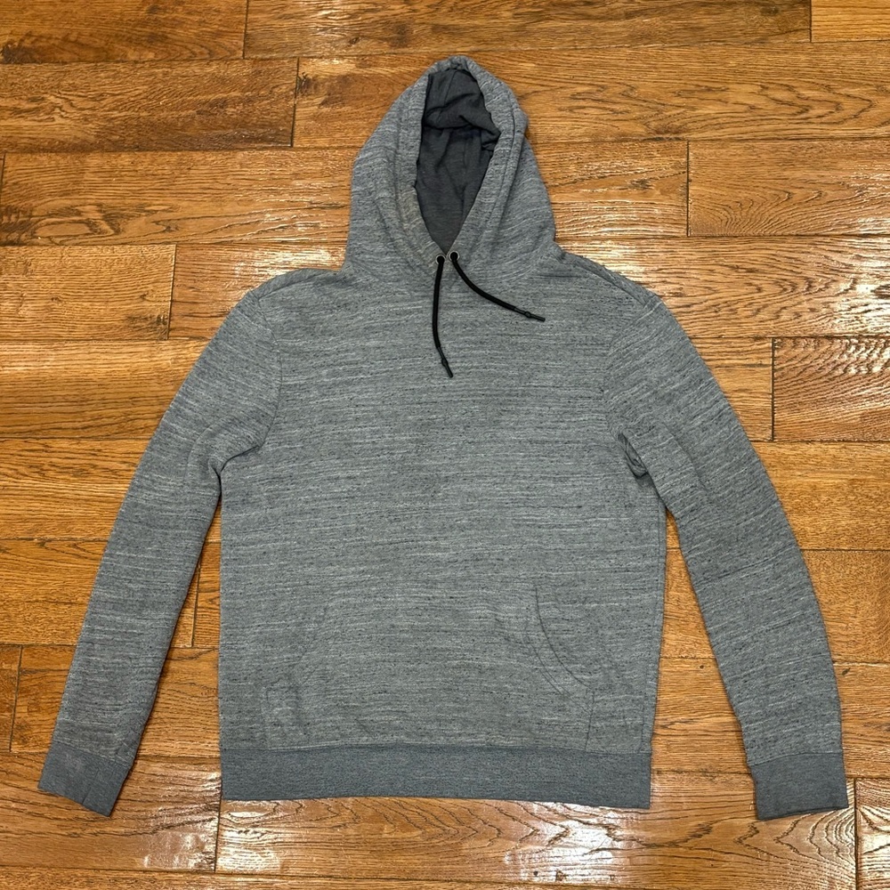Urban Pipeline Ultimate Hoodie Gray Men’s Small Awesomely Soft Casual Pullover